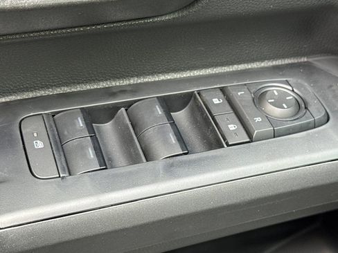 New 2026 Toyota Tacoma SR5 AWD/4WD image 12