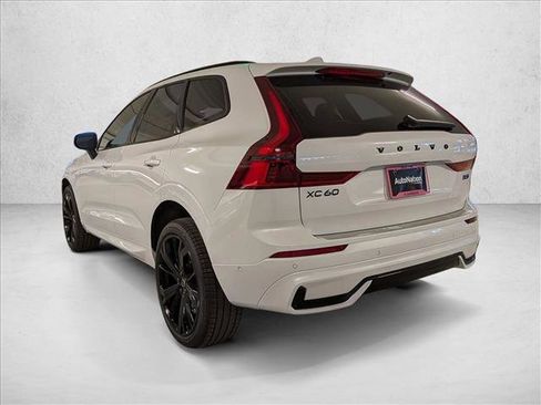 New 2026 Volvo XC60 B5 Ultra w/ Climate Package image 9