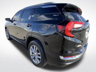Used 2022 GMC Terrain SLT w/ Infotainment Package II AWD/4WD video 3