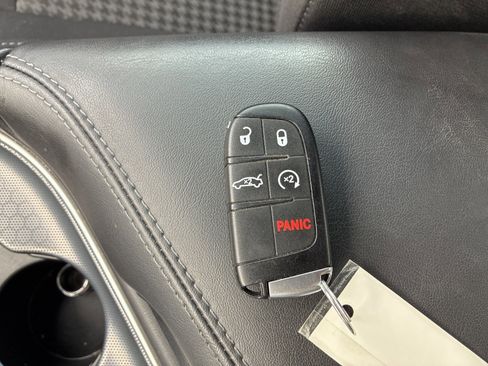 Used 2018 Dodge Challenger R/T Scat Pack image 26