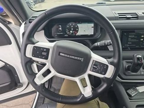 Used 2024 Land Rover Defender 110 S AWD/4WD image 4