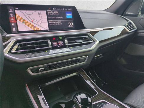 Used 2023 BMW X5 xDrive40i w/ Climate Comfort Package image 15