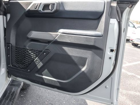 Used 2022 Ford Bronco Outer Banks AWD/4WD image 40