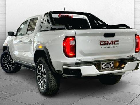 New 2025 GMC Canyon AT4 w/ Nightfall Edition image 8