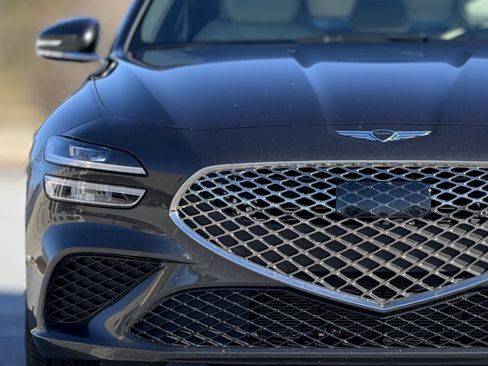 Used 2025 Genesis G70 2.5T image 13
