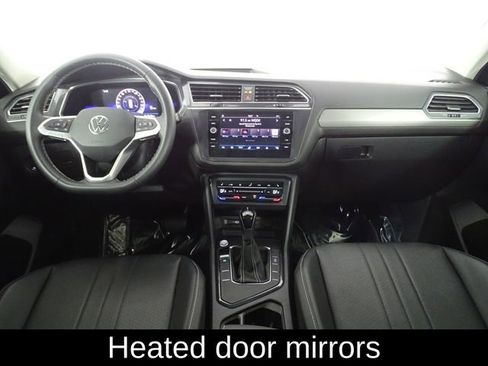 Used 2023 Volkswagen Tiguan SE image 8