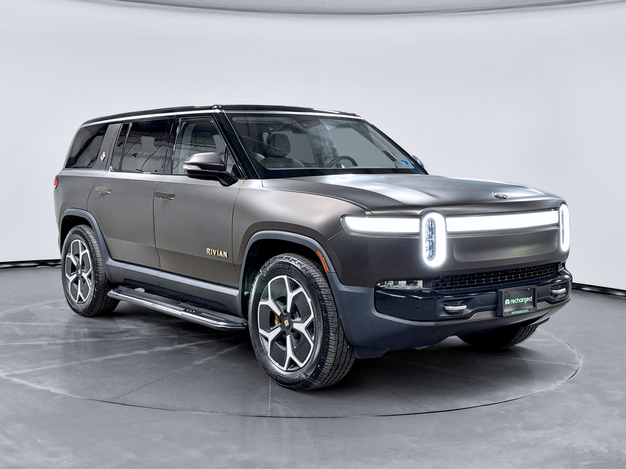Used 2023 Rivian R1S Adventure Quad AWD/4WD image 4