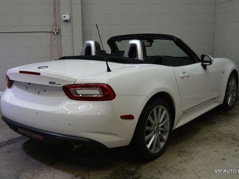 Used 2017 FIAT 124 Spider Lusso image 8