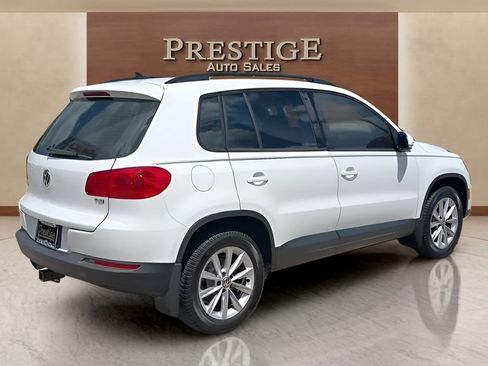 Used 2017 Volkswagen Tiguan Limited w/ Premium Package FWD image 12