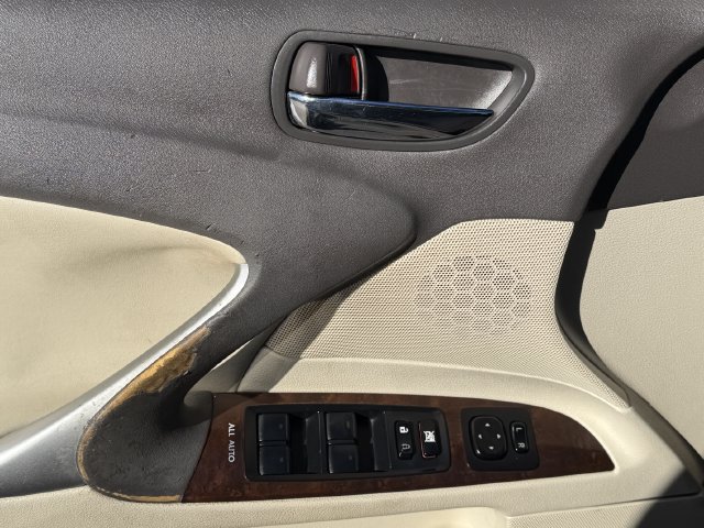Used 2010 Lexus IS 250 RWD image 21