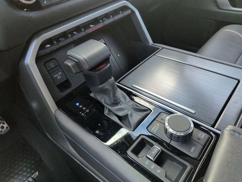 Used 2024 Toyota Tundra Platinum w/ TRD Off-Road Package image 24