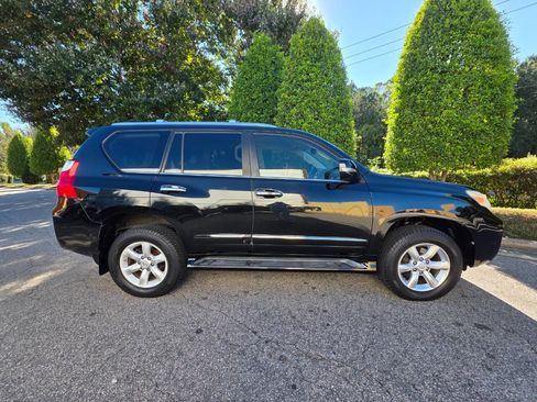 Used 2013 Lexus GX 460 image 6