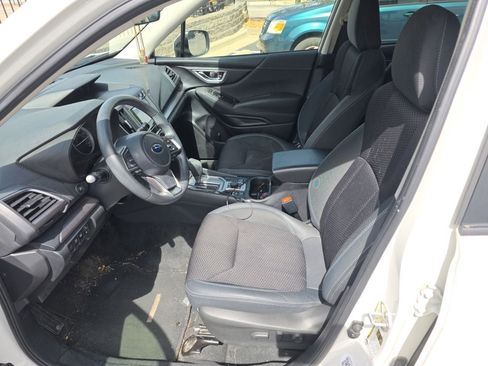 Used 2023 Subaru Forester Premium AWD/4WD image 4