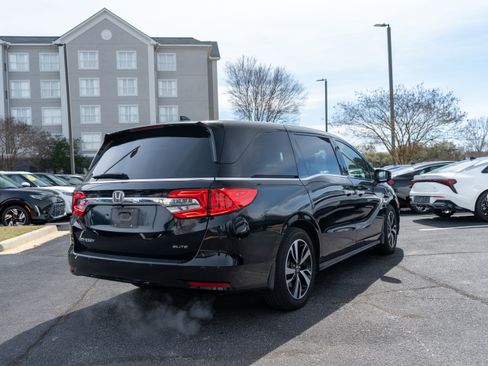 Used 2018 Honda Odyssey Elite image 8