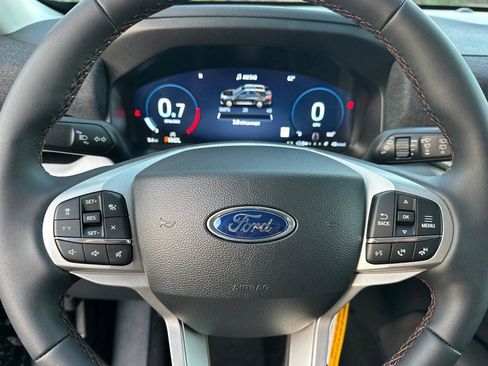 New 2026 Ford Explorer Active image 22