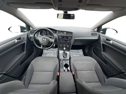 Used 2019 Volkswagen Golf S FWD image 22