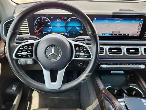 Used 2020 Mercedes-Benz GLS 450 4MATIC image 31