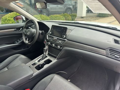 Used 2019 Honda Accord LX image 28