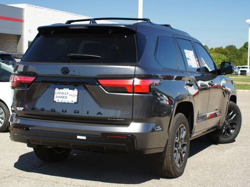 New 2026 Toyota Sequoia Platinum AWD/4WD image 36
