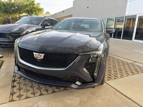 Used 2025 Cadillac CT5 Sport image 2