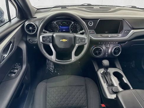 Used 2021 Chevrolet Blazer LT FWD image 20