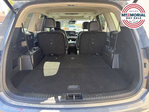 Used 2025 Kia Telluride S AWD/4WD image 32