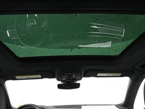 Used 2025 Audi Q8 Premium AWD/4WD image 19