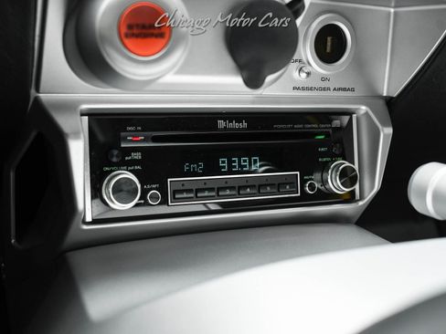 Used 2005 Ford GT image 15