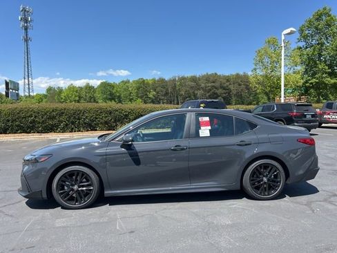 New 2026 Toyota Camry SE FWD image 8