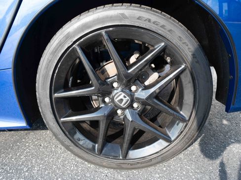 Certified 2024 Honda Civic Sport image 28