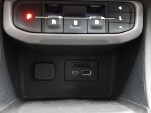 Used 2023 GMC Acadia AT4 w/ Technology Package AWD/4WD image 24