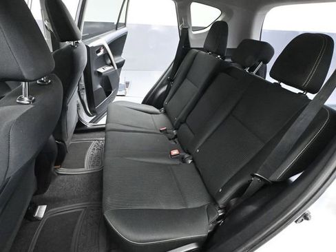 Used 2015 Toyota RAV4 XLE image 39
