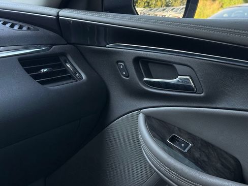 Used 2014 Chevrolet Impala LT w/ Convenience Package FWD image 28