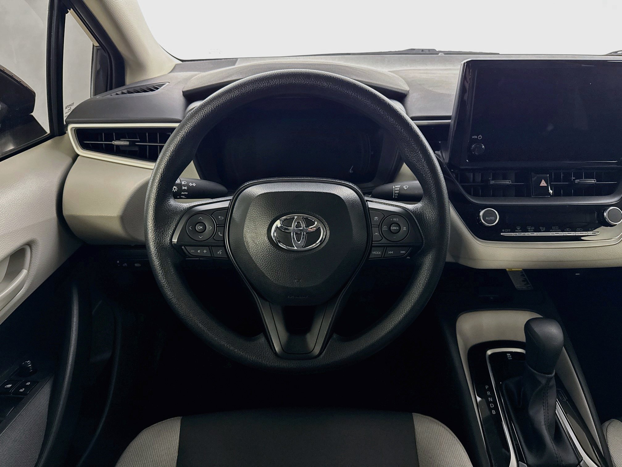 Used 2026 Toyota Corolla LE w/ LE Premium Package FWD image 20