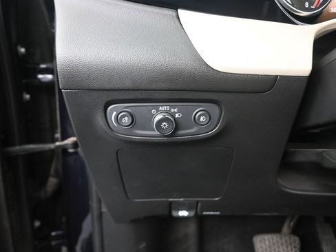 Used 2021 Buick Encore GX Preferred image 9