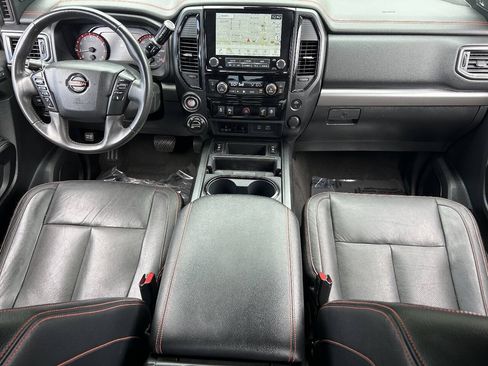 Used 2021 Nissan Titan PRO-4X w/ Pro-4x Convenience Package AWD/4WD image 15