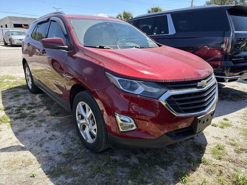 Used 2020 Chevrolet Equinox LT image 1