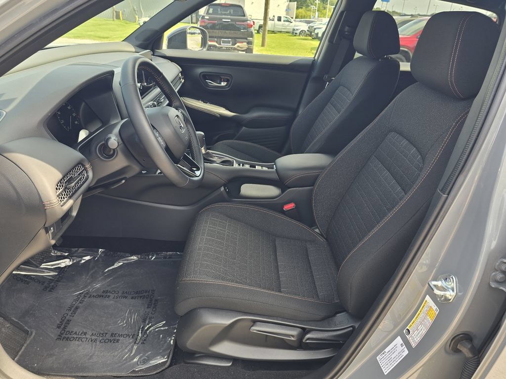 Used 2026 Honda HR-V Sport image 12