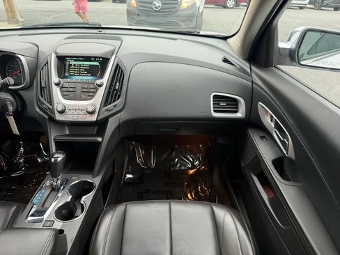 Used 2016 Chevrolet Equinox LTZ w/ Enhanced Convenience Package image 24