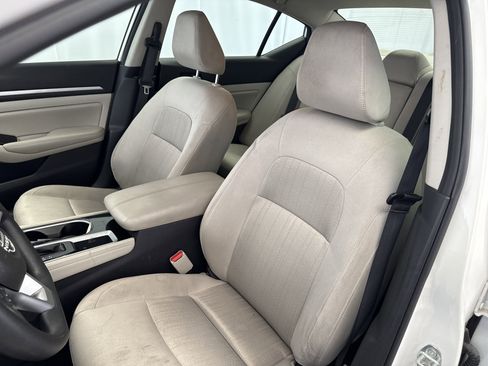 Used 2023 Nissan Altima 2.5 SV image 8