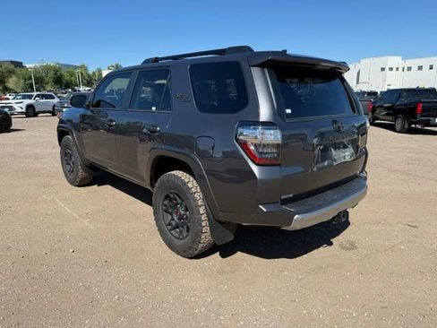 Used 2019 Toyota 4Runner TRD Off-Road Premium AWD/4WD image 3