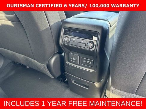Certified 2023 GMC Acadia SLE w/ Driver Convenience Package AWD/4WD image 12