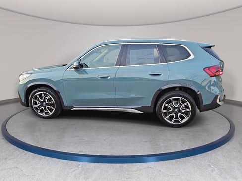 New 2026 BMW X1 xDrive28i w/ Technology Package AWD/4WD image 8