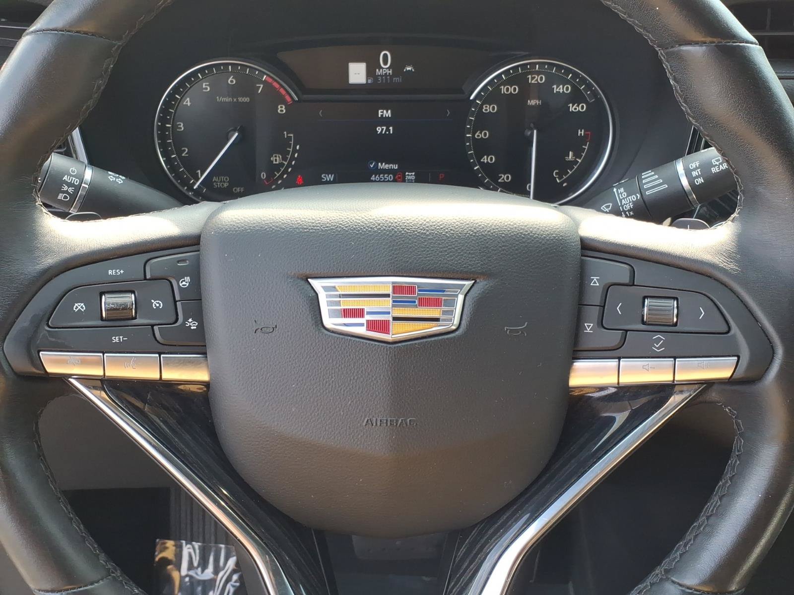 Used 2024 Cadillac XT6 Premium Luxury AWD/4WD image 6