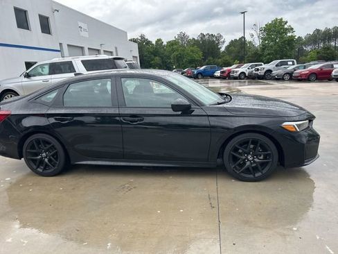 Used 2025 Honda Civic Sport image 35