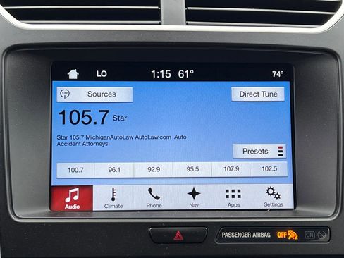 Used 2017 Ford Explorer XLT w/ Equipment Group 201A AWD/4WD image 23