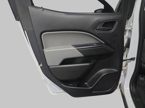 Used 2020 Chevrolet Colorado W/T w/ WT Convenience Package image 16