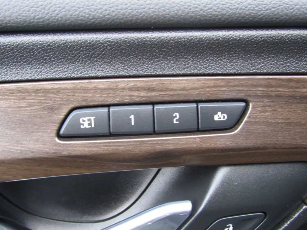 Used 2018 GMC Terrain Denali w/ Comfort Package AWD/4WD image 41