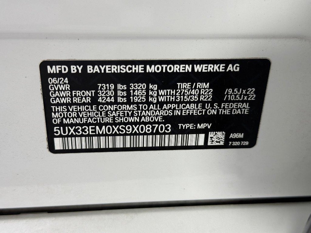 Used 2025 BMW X7 M60i AWD/4WD image 34