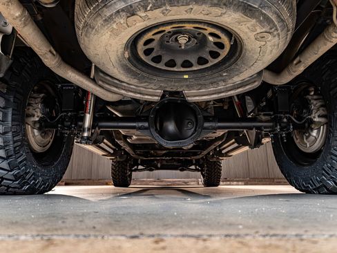 Used 2023 GMC Sierra 1500 AT4 w/ Technology Package image 14